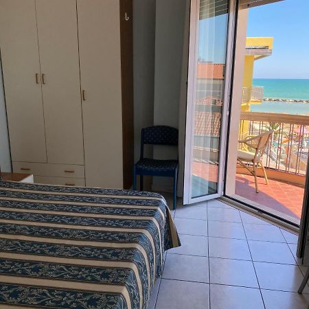 Hotel Acapulco Viserbella di Rimini Zewnętrze zdjęcie