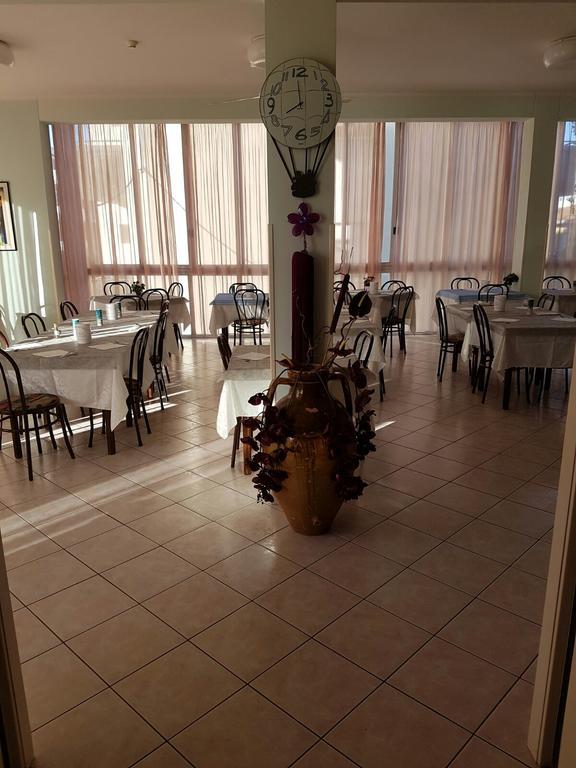 Hotel Acapulco Viserbella di Rimini Zewnętrze zdjęcie
