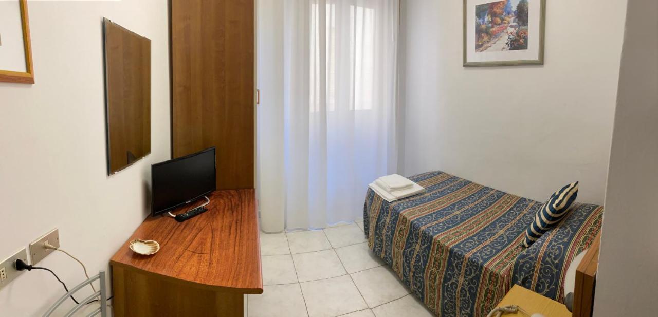 Hotel Acapulco Viserbella di Rimini Zewnętrze zdjęcie