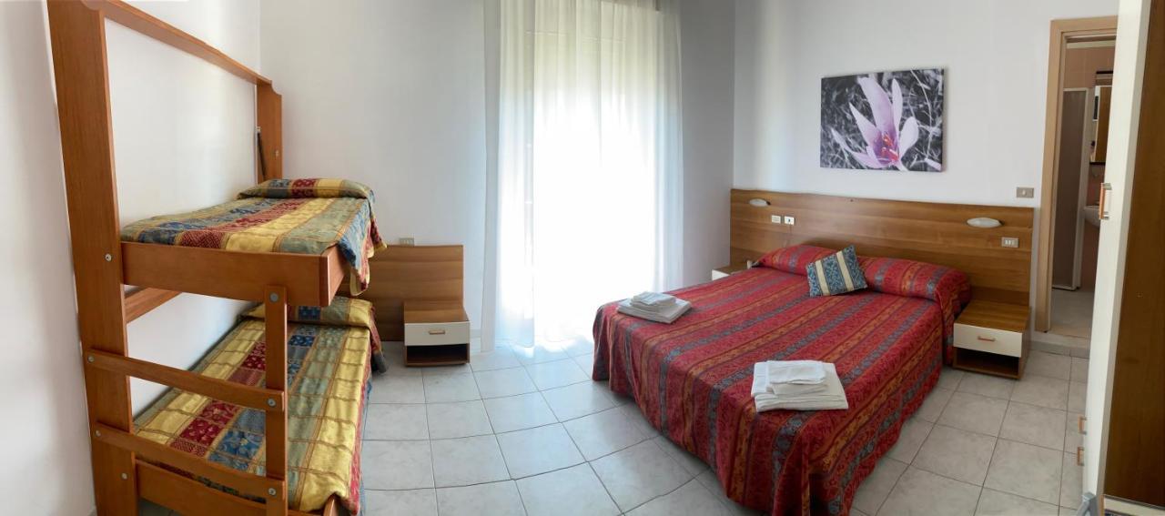 Hotel Acapulco Viserbella di Rimini Zewnętrze zdjęcie